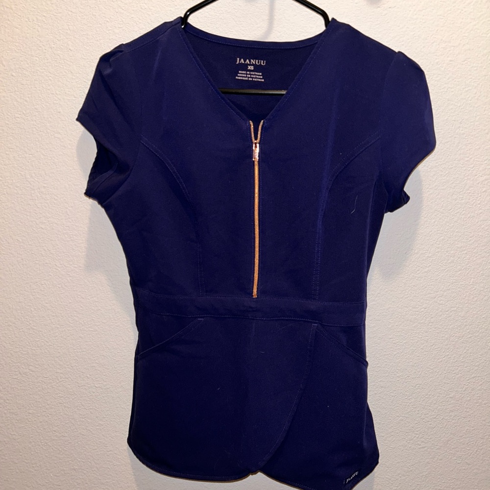 Jaanuu navy blue scrub top
